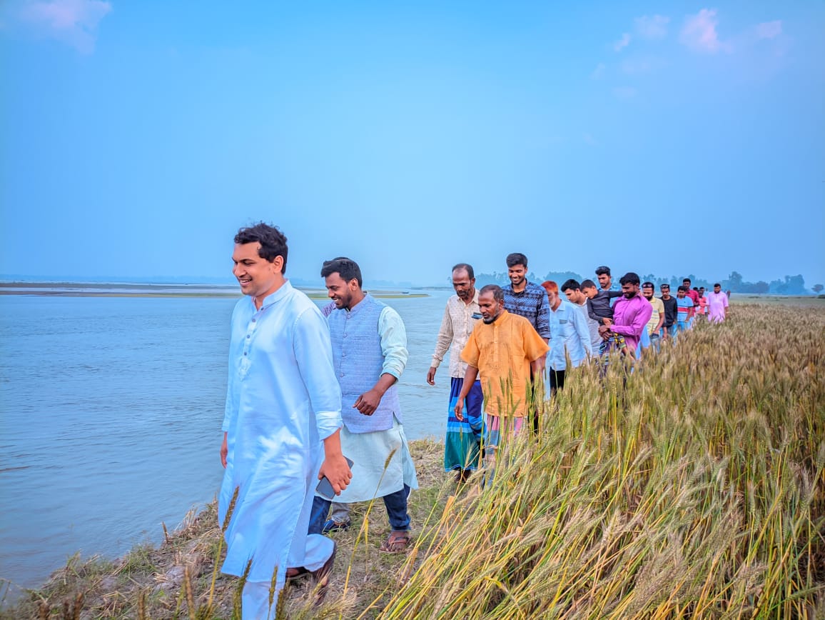 স্মার্ট বাংলাদেশ গড়তে নৌকায় ভোট দিন- শোভন